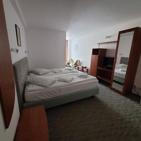 Hotel City Center Brasov Exterior photo